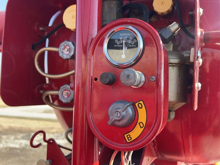 farmall-super-m-high-clearance-lp-image-53