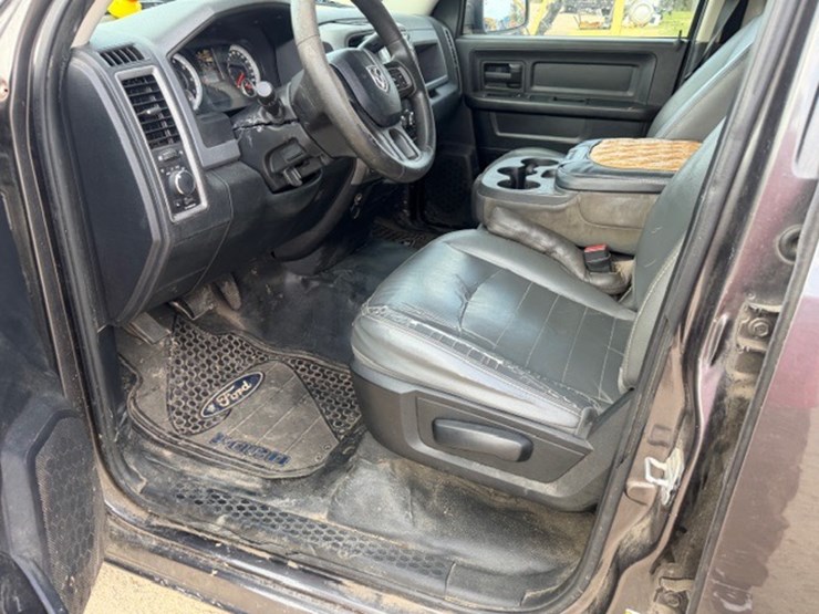 2014-dodge-ram-1500-image-36