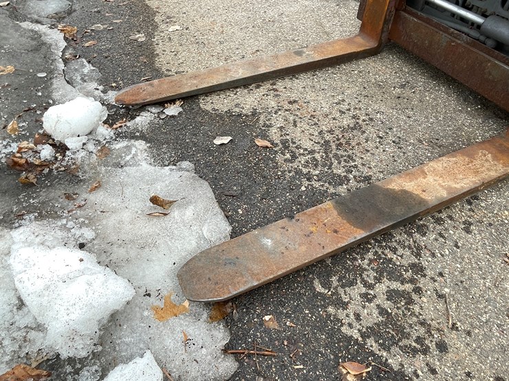 #4215-•-2008-hyster-fortis-60-lp-forklift-image-10