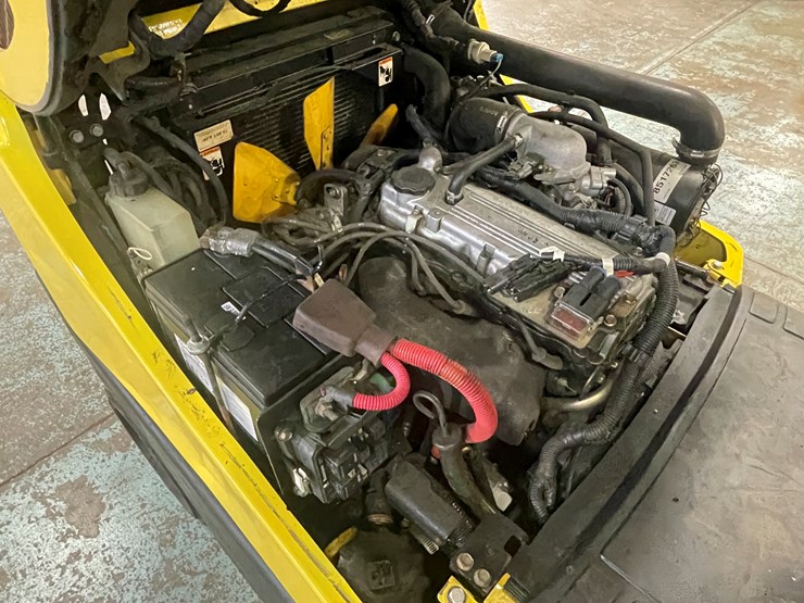 #174-•-2006-hyster-s30-propane-forklift-image-30