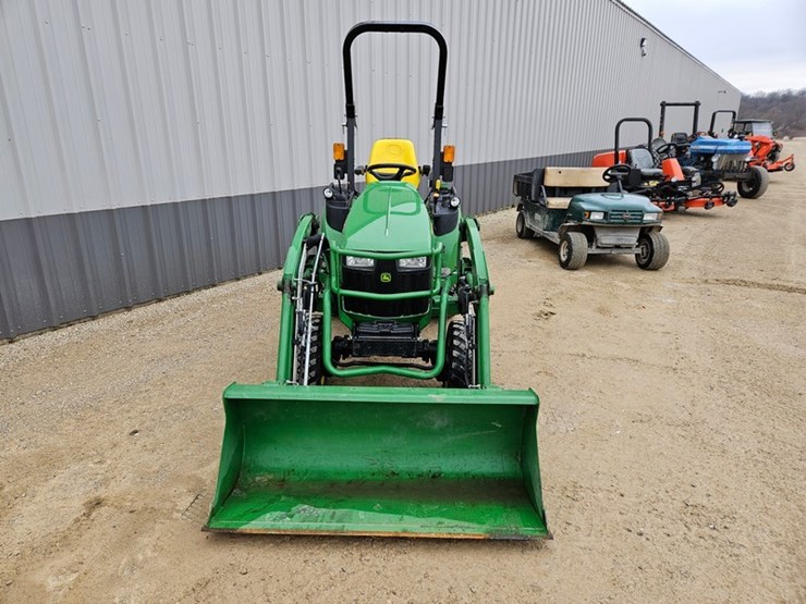 john-deere-1025r-image-8