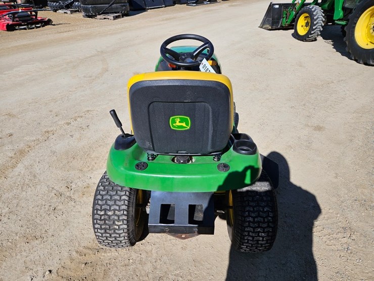 john-deere-l111-image-4