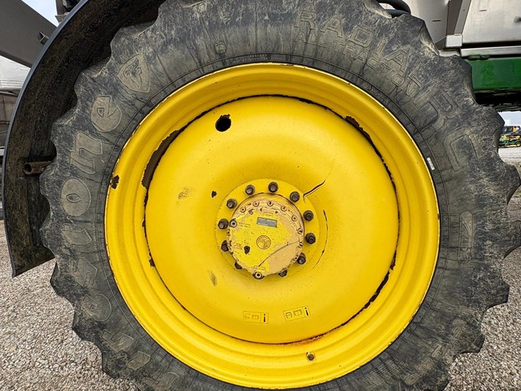 2019-john-deere-r-image-27