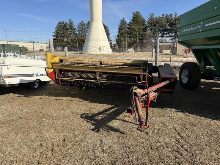 new-holland-469-image-1