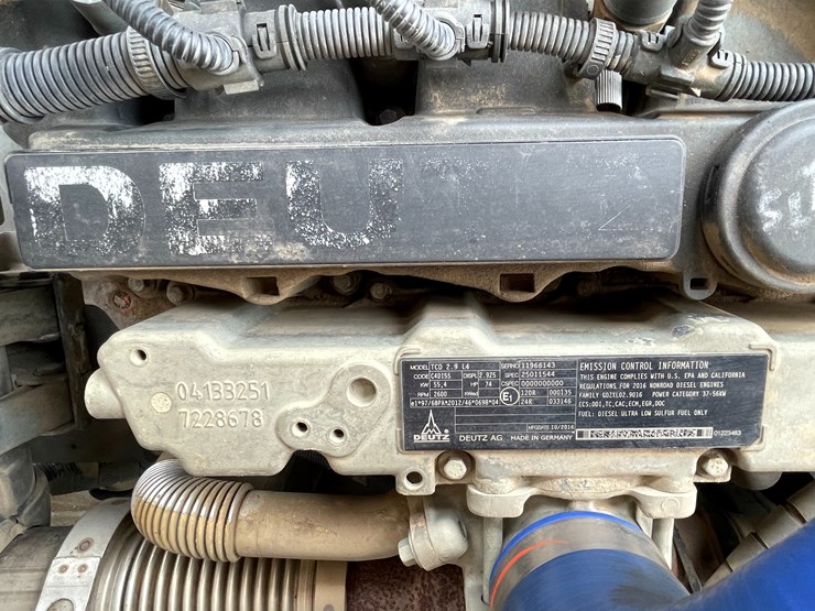 #133-•-2017-skyjack-sj643-telehandler-image-37