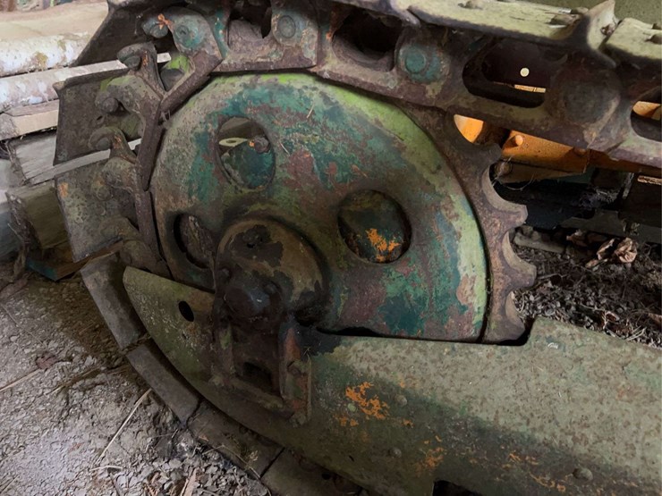 oliver-crawler-image-36