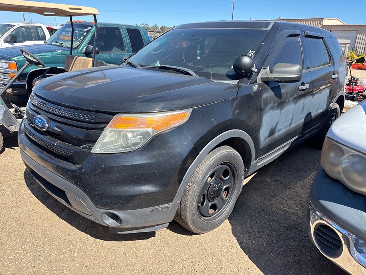 2014-ford-explorer-image-1