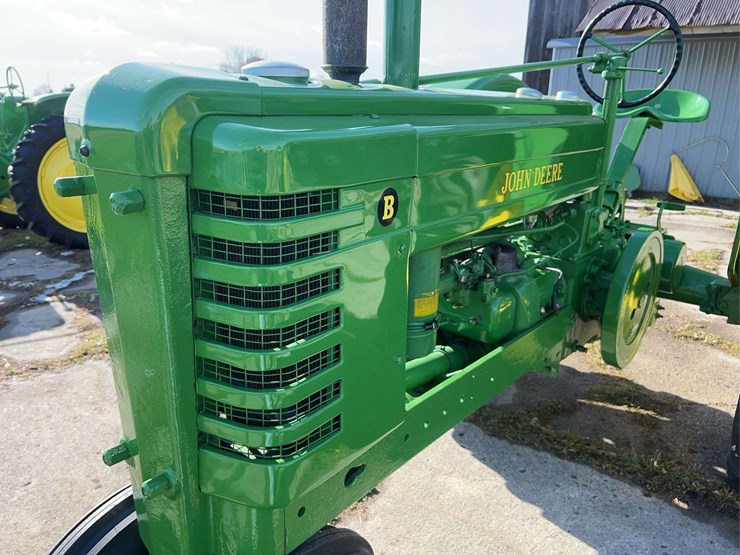 john-deere-model-b-image-16