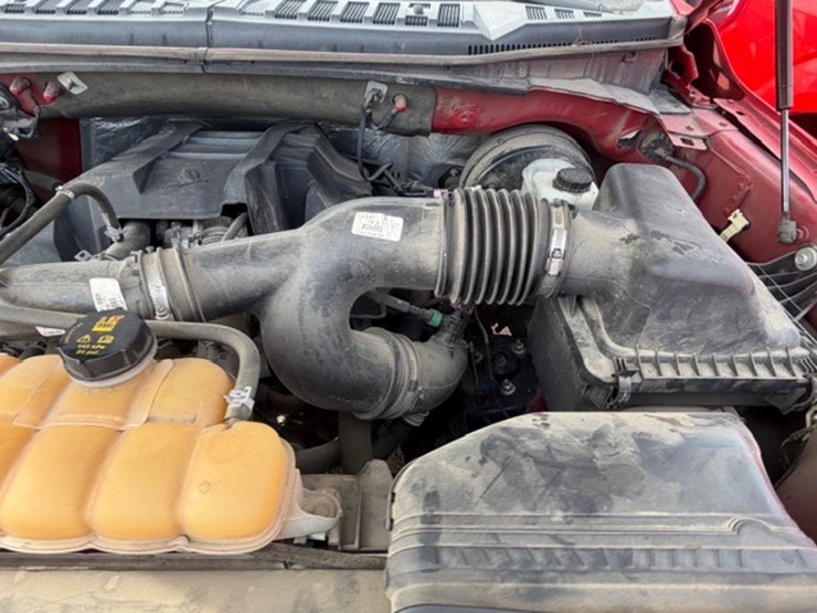 2016-ford-f150-xl-image-44