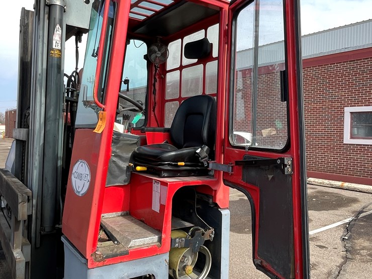 #121-•-combilift-19,000-lbs.-forklift-image-37