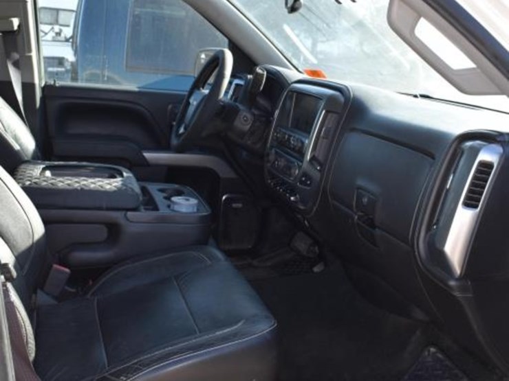 2014-chevrolet-1500-image-14