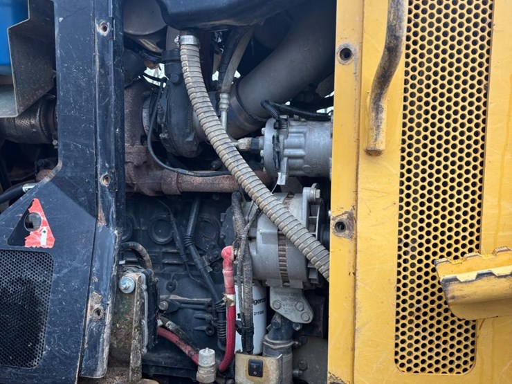 2022-tigercat-610e-image-77