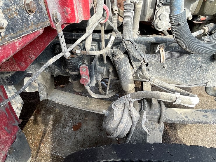 2018-peterbilt-337-image-64