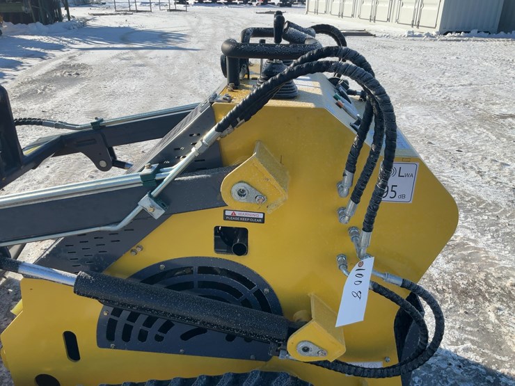 #1008-•-unused-landhero-t460-mini-skid-steer-loader-image-13