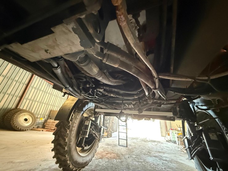 2022-white-251-image-30