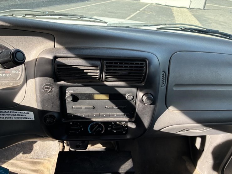 2005-ford-ranger-image-12