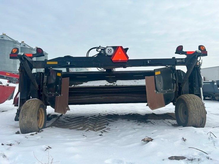 2021-macdon-r116pt-discbine-image-6