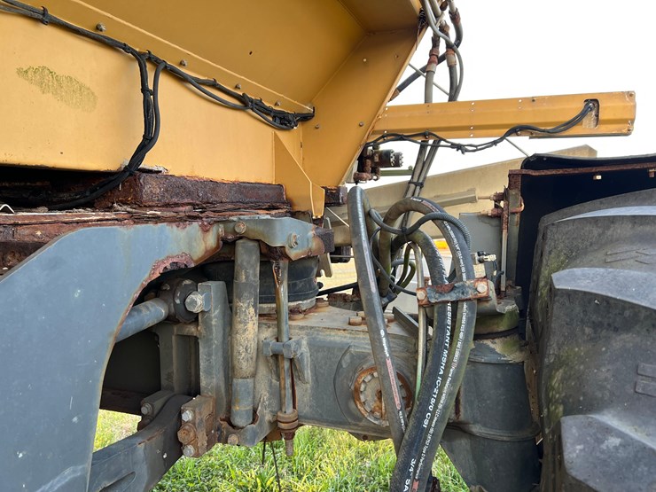 2012-ag-chem-rg1100-image-54