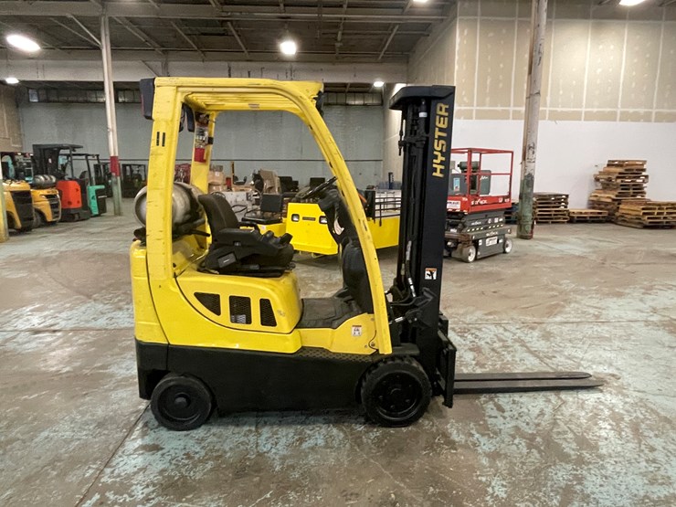 #174-•-2006-hyster-s30-propane-forklift-image-4