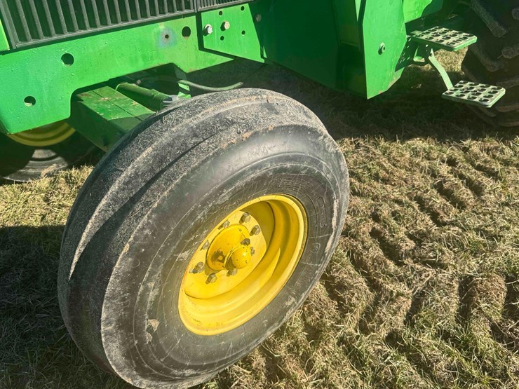 1992-john-deere-3055-image-31