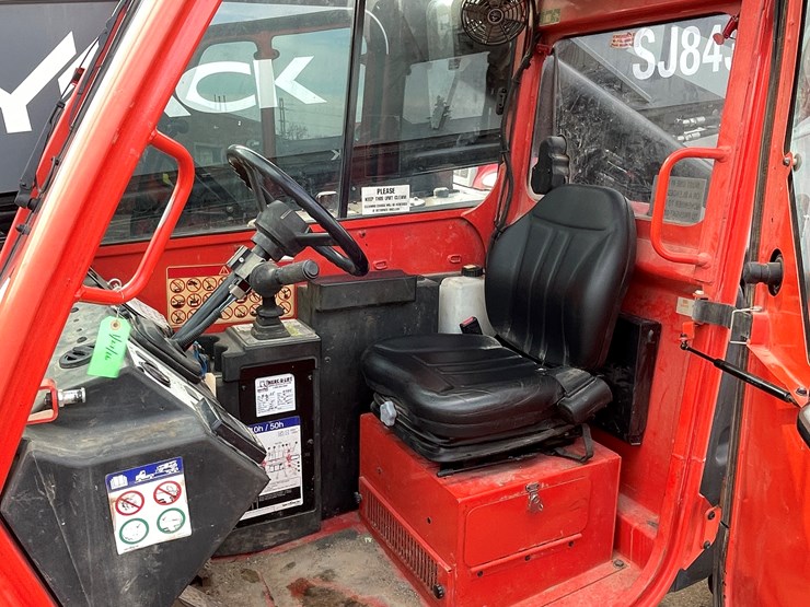 #129-•-2018-skyjack-sj843-telehandler-image-40