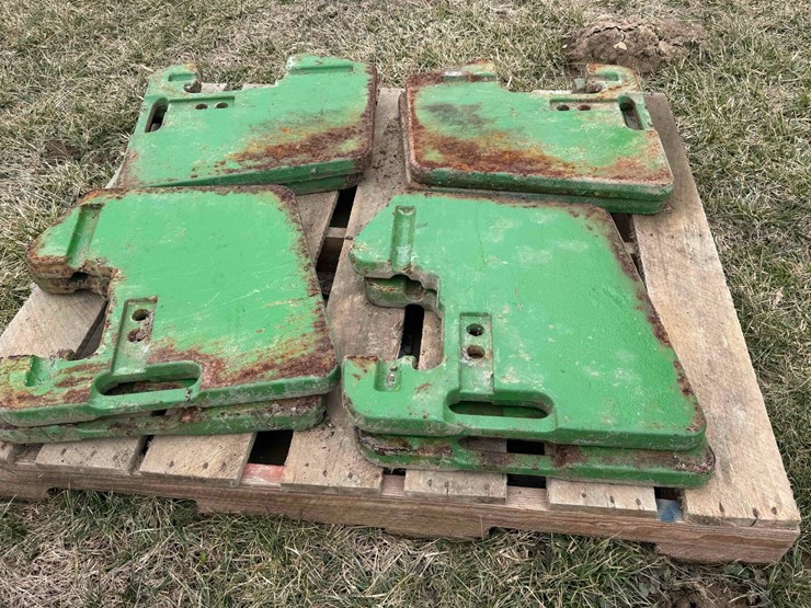 john-deere-suitcase-weights-image-1