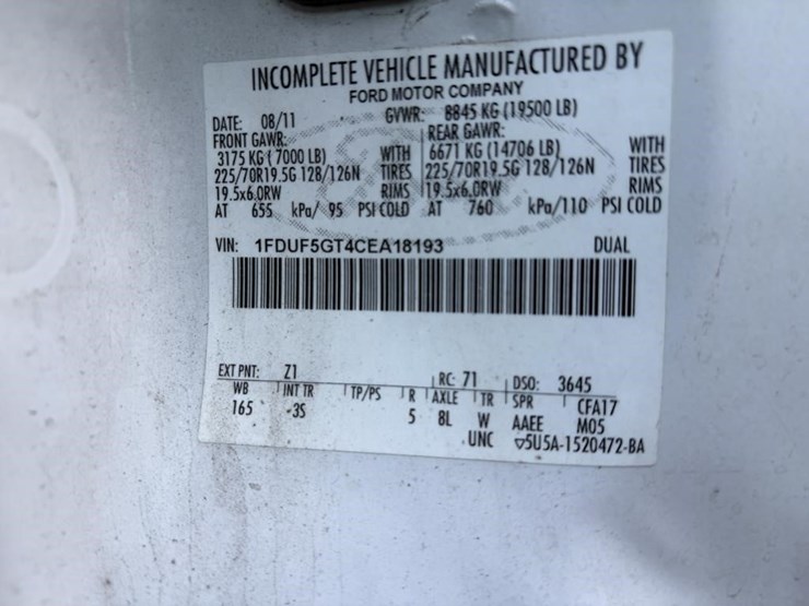 2012-ford-f550-image-16