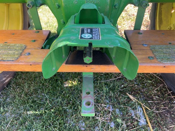 john-deere-model-b-image-42