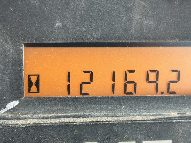 2002-caterpillar-d6r-xw-image-10