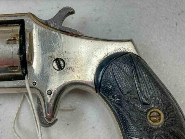 defender-revolver-image-5