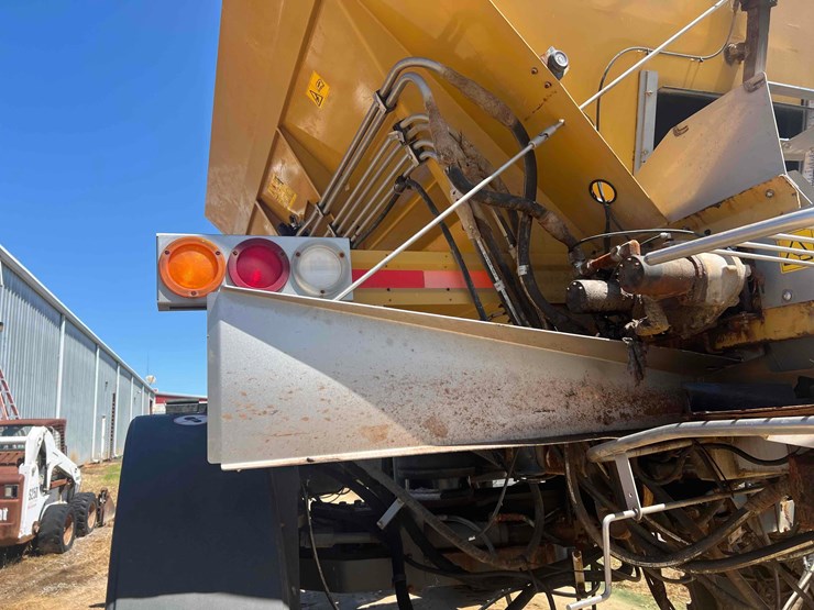 2018-ag-chem-rg1100c-image-43