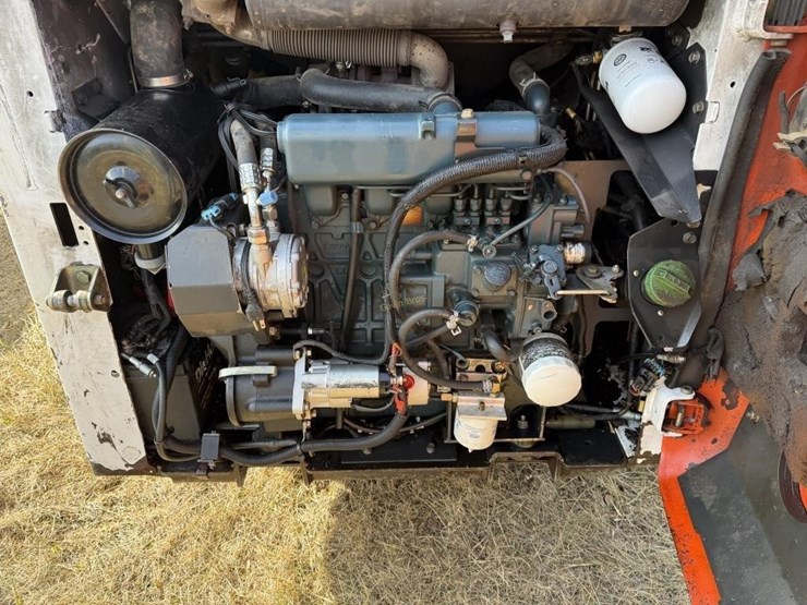 2008-bobcat-s185-image-9