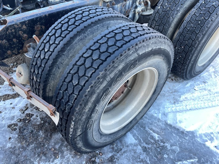 2006-kenworth-t800-image-15