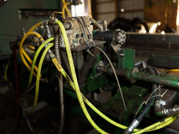 #129-•-1997-complete-edmiston-circle-sawmill-image-22