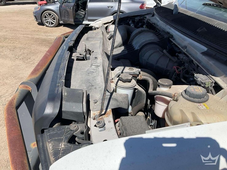 2012-ford-e350-image-9