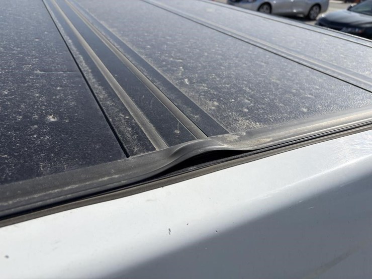 2011-chevrolet-colorado-image-25