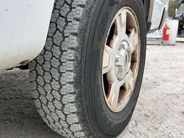 2014-ford-f150-image-25