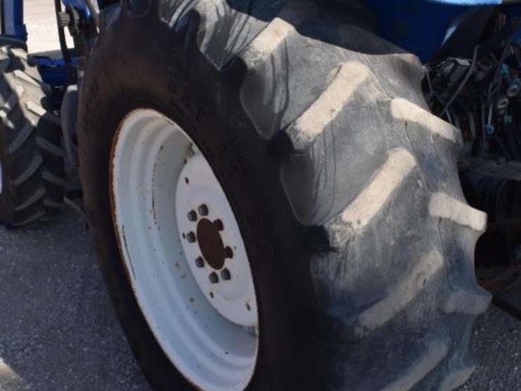 new-holland-820tl-image-12