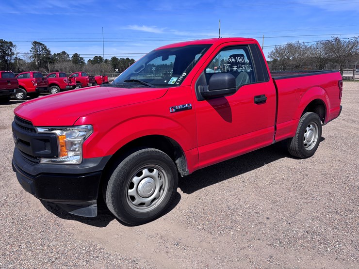 2018-ford-f150-xl-image-1