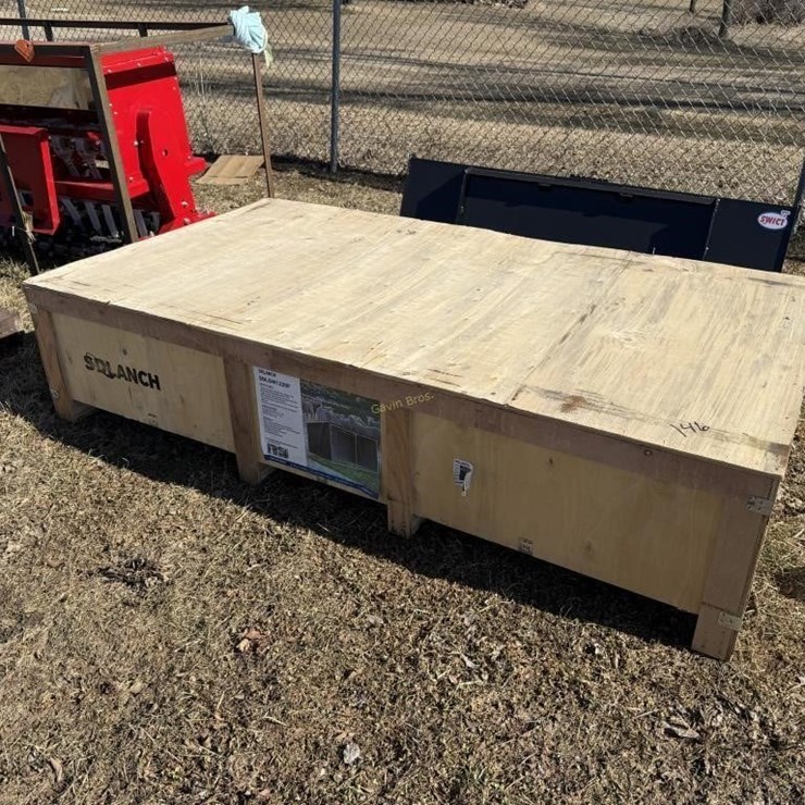 New 240sq ft Galvanized Metal Livestock Shed