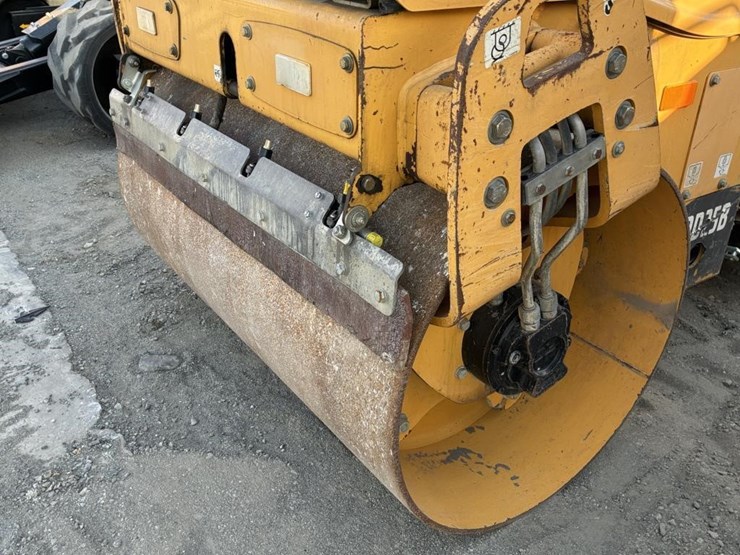 2018-volvo-dd25b-image-5