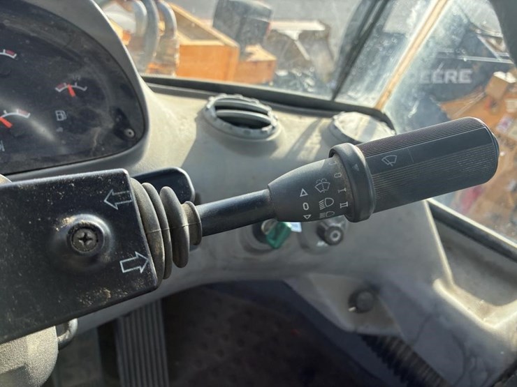 2007-volvo-l11oe-wheel-loader-image-19