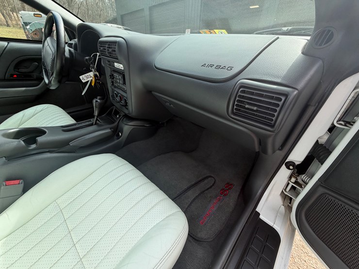 #30932-•-1997-chevrolet-camaro-ss-30th-anniversary-coupe-image-16