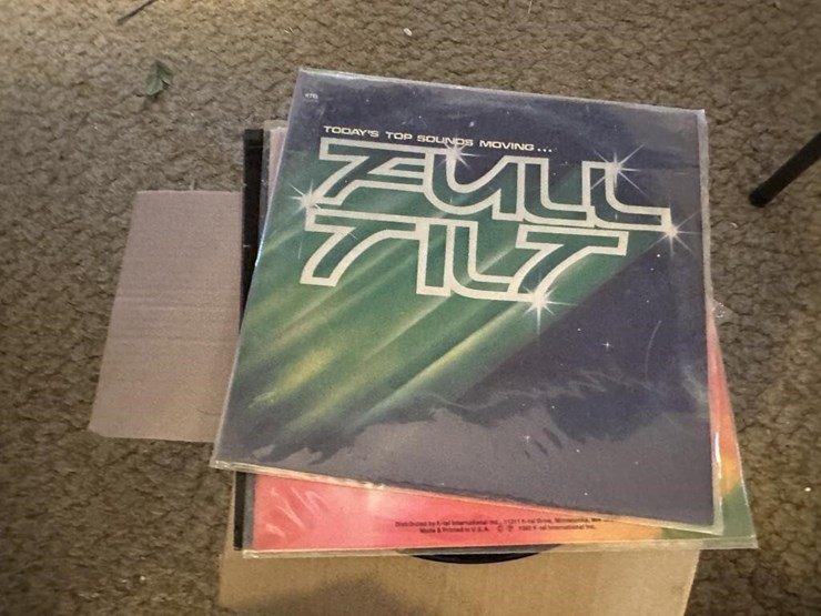 vintage-albums-&-tapes-image-11