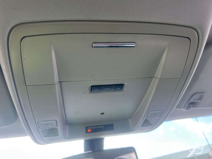 2016-chevrolet-silverado-1500-image-24