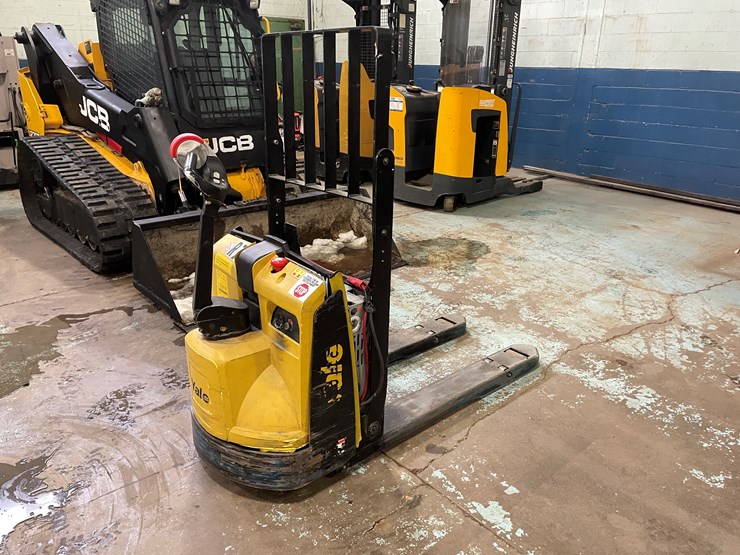 #234-•-2021-yale-electric-pallet-jack-image-4