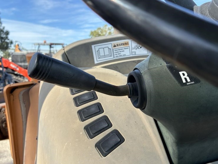 2007-case-580sm-image-23