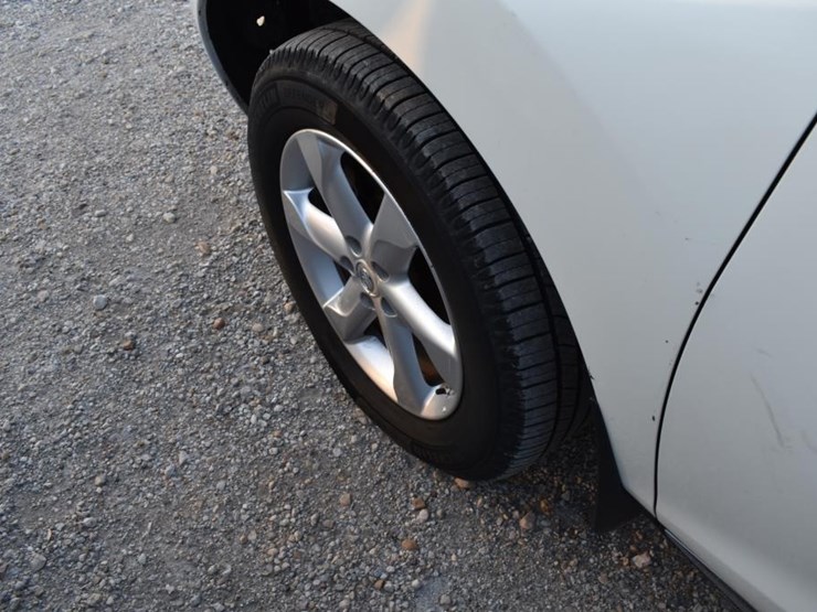 2011-nissan-murano-image-6