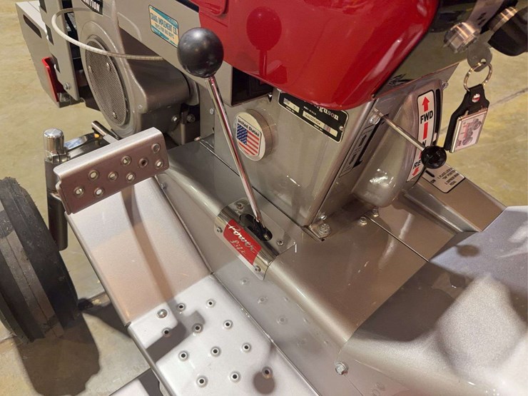 massey-ferguson-1100-image-27