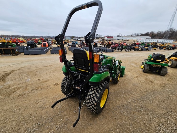 john-deere-1025r-image-5